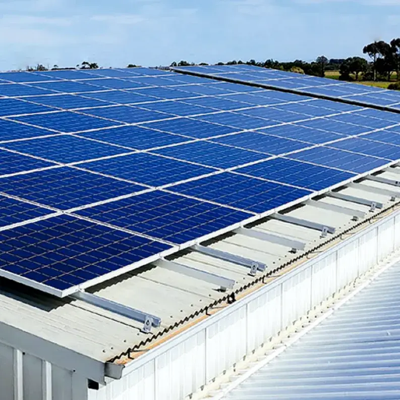 Solar panels on Rhenus Logistics in Dublin